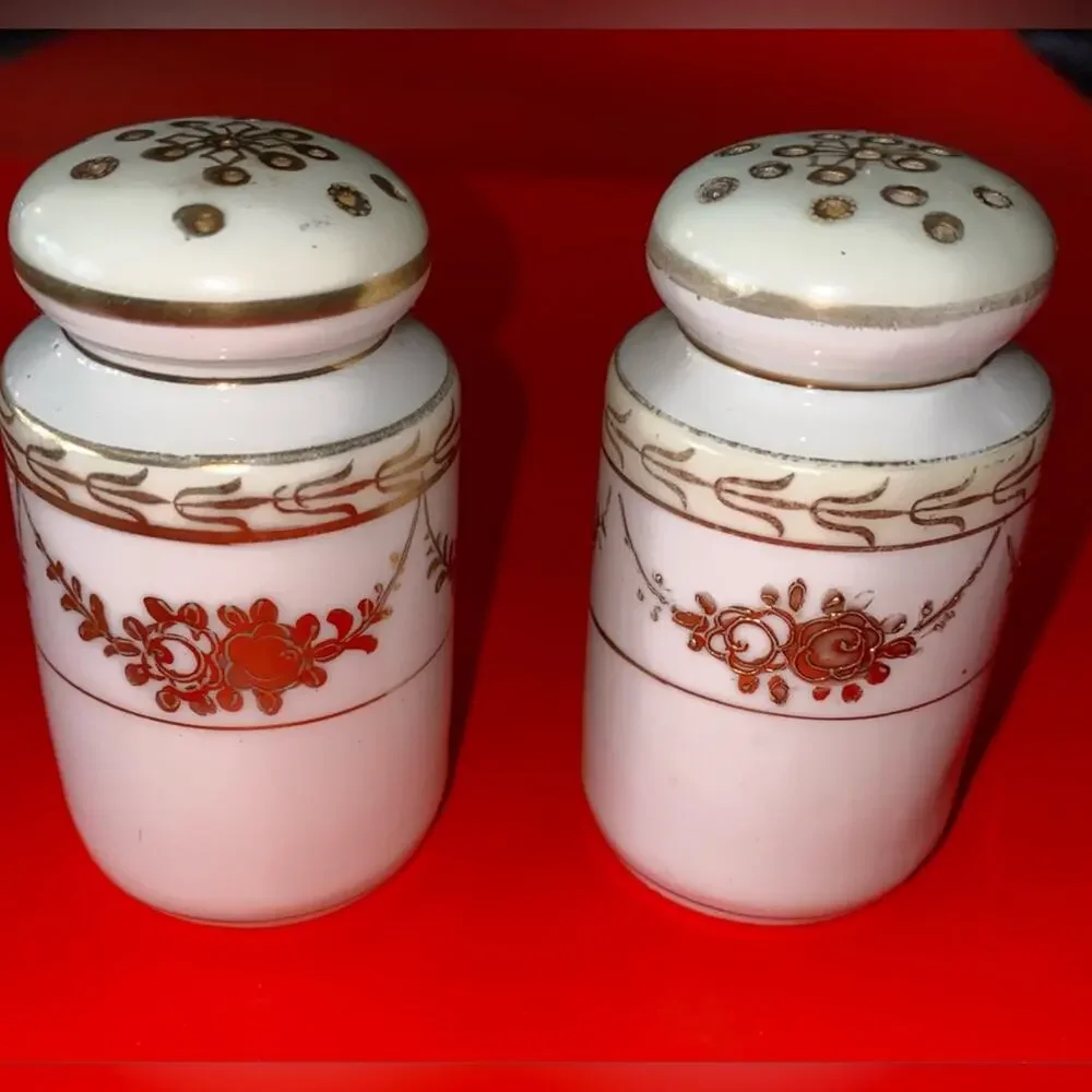 Vintage Nippon Porcelain White/Gold swag embellishment, trim textured stoppers